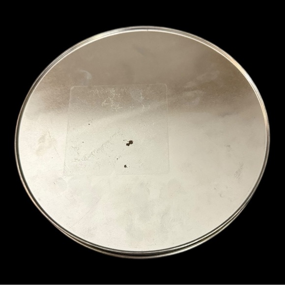 Vintage - Currier & Ives WINTER PASTIME Tin - Picture 2 of 7